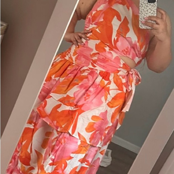 Beautiful Honolulu midi dress - Picture 2 of 4